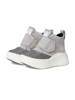 Sorel Out and About waterproof Ankle boots. BARELY WORN!